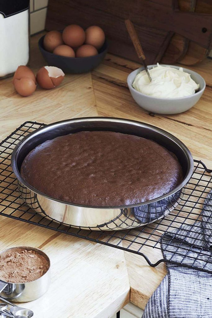 Hammer Stahl 9” Round Cake Pan